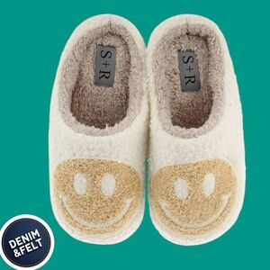 S+R Women's Smiley Face Graphic Cozy Slide Slipper/House Shoes | NEW/NWT!!😀😃